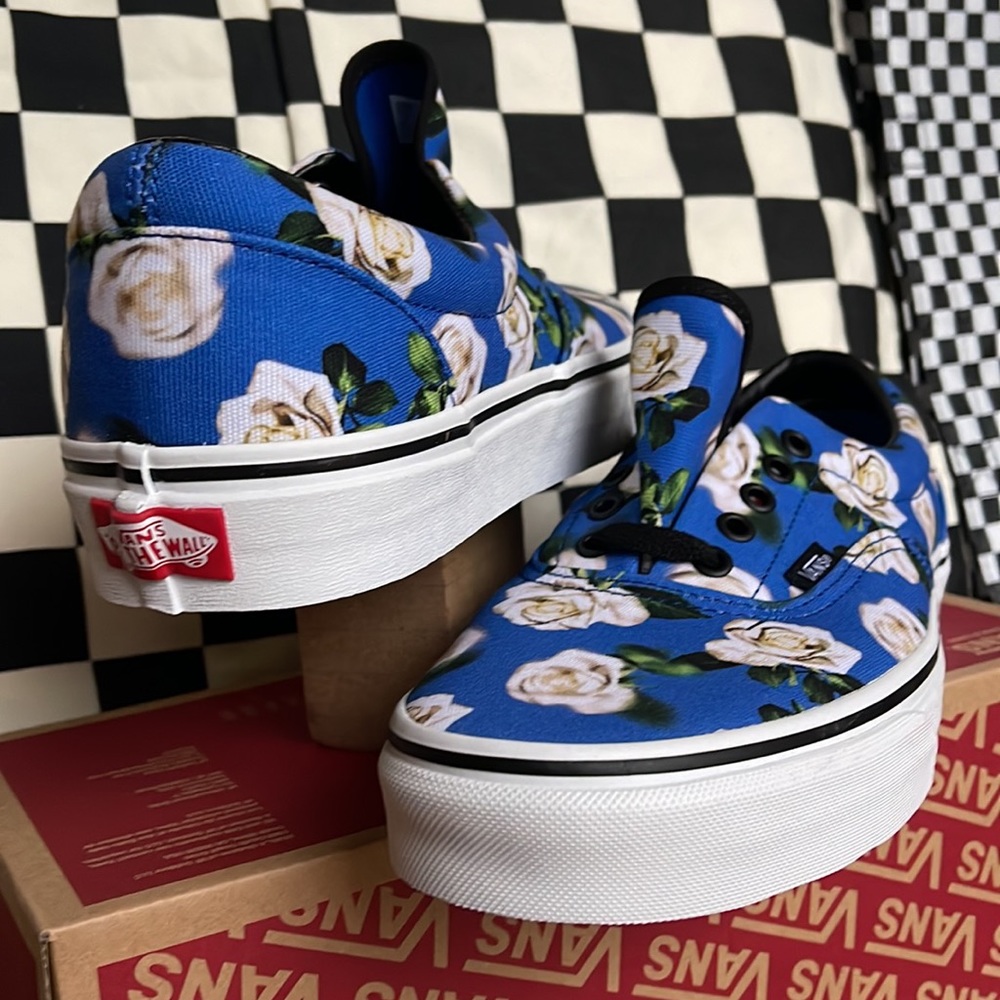 Vans Men’s Era Romantic Floral Lapis Blue sneakers - Picture 9 of 16